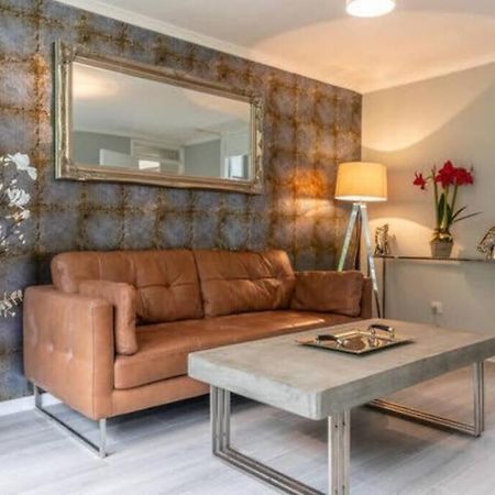 Ferienwohnung Cosy 1 Bed With Parking In City Centre Glasgow Exterior foto