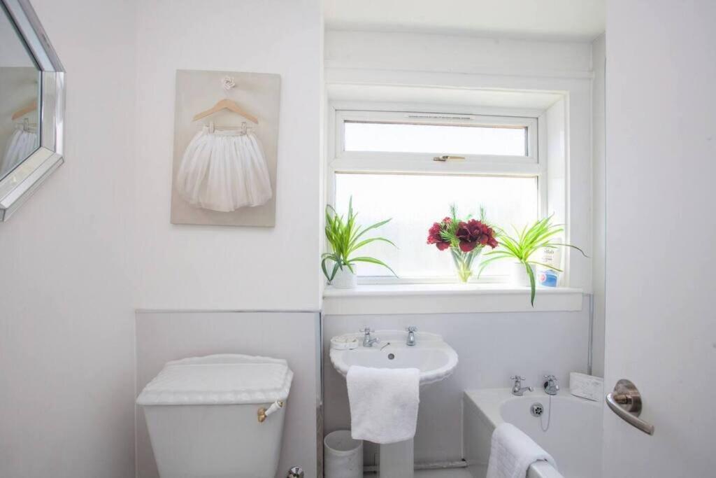 Ferienwohnung Cosy 1 Bed With Parking In City Centre Glasgow Exterior foto