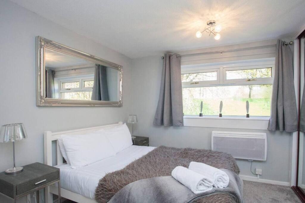 Ferienwohnung Cosy 1 Bed With Parking In City Centre Glasgow Exterior foto